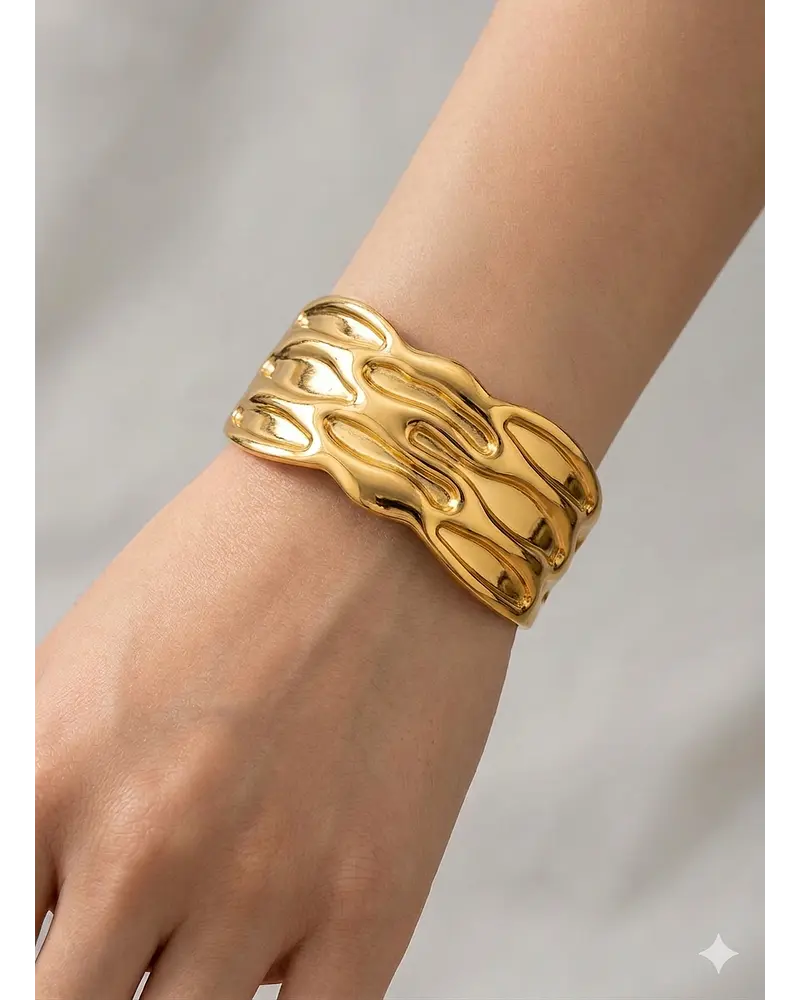 Brazalete ancho en acero 