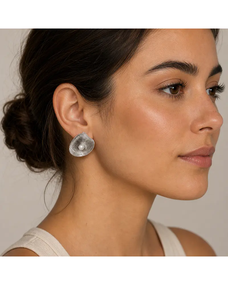 Aros de acero plateado