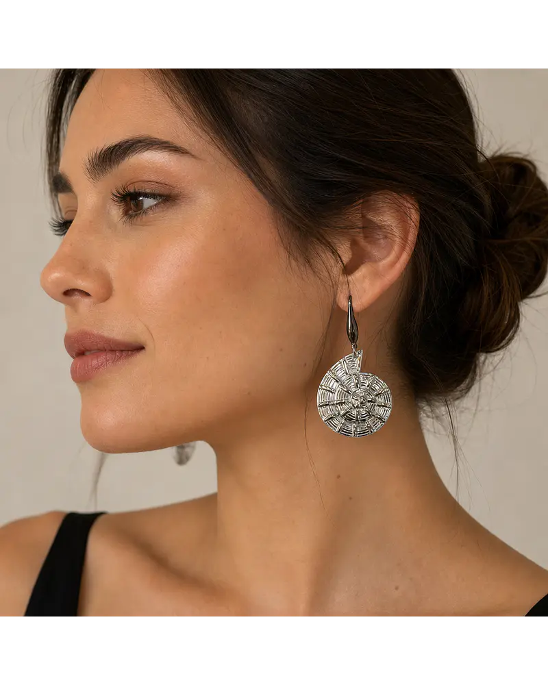 Aros de acero plateado