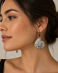 Aros de acero plateado