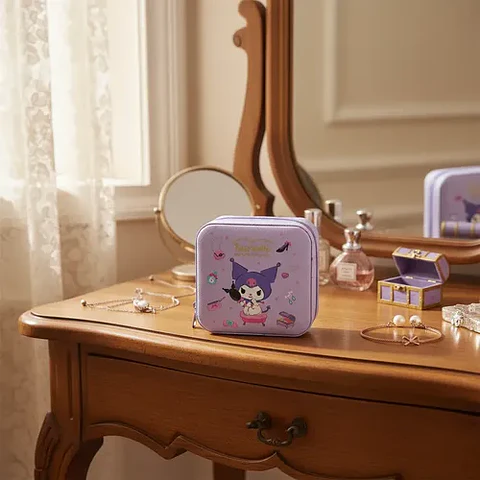Joyero Portátil Kuromi Sanrio Kawaii Compacto Para Viaje