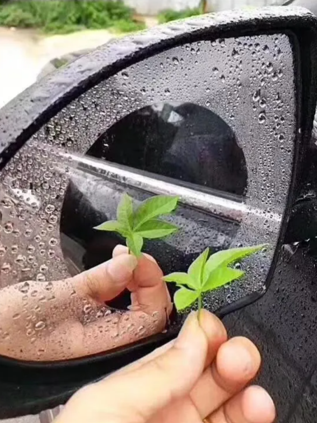 ANTIEMPAÑANTE ESPEJO RETROVISOR DE CARRO 3