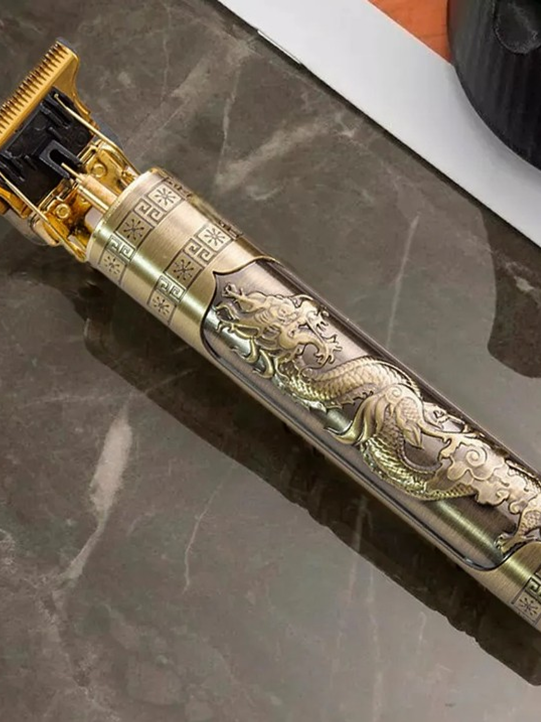 MÁQUINA BUDA AFEITADORA RECARGABLE 2