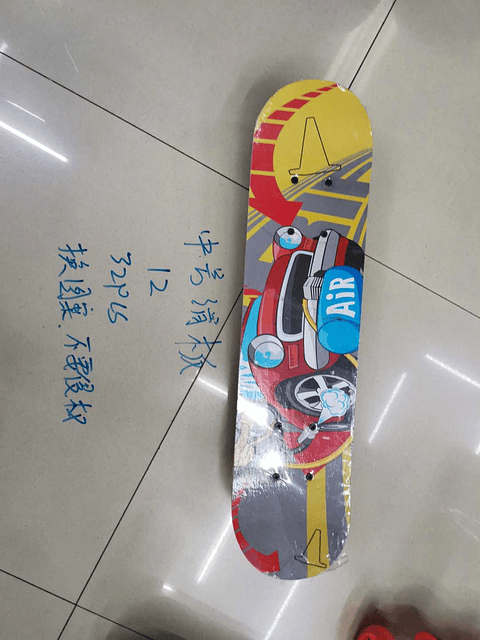 PATINETA , PRECIO PUBLICADO ES AL POR MAYOR Y DEBEN SER 3 UNIDADES DEL MISMO  (8027-0A01464)