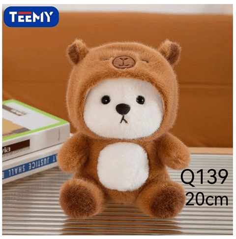PELUCHE OSO DISFRAZ CAPYBARA 20 CM  , PRECIO PUBLICADO ES AL POR MAYOR Y DEBEN SER 3 UNIDADES DEL MISMO  (Q139)