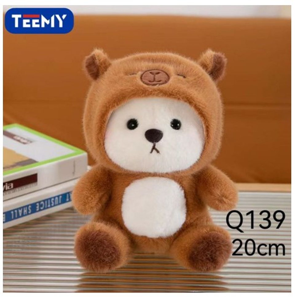 PELUCHE OSO DISFRAZ CAPYBARA 20 CM  , PRECIO PUBLICADO ES AL POR MAYOR Y DEBEN SER 3 UNIDADES DEL MISMO  (Q139) 1