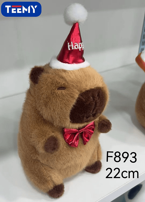 PELUCHE CAPYBARA 22 CM CUMPLEAÑOS  , PRECIO PUBLICADO ES AL POR MAYOR Y DEBEN SER 3 UNIDADES DEL MISMO  (F893)