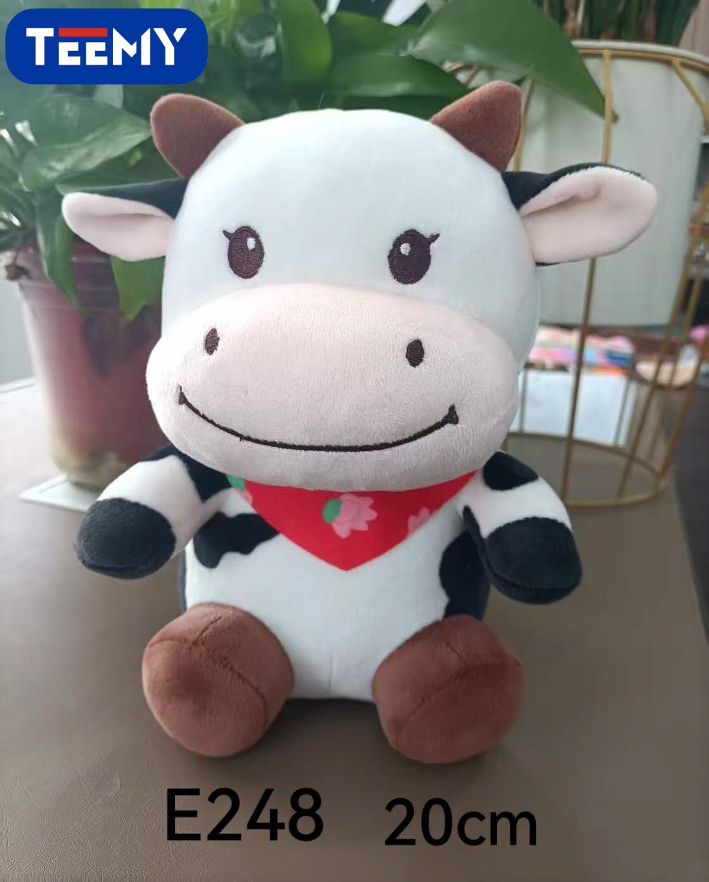 PELUCHE VACA 20 CM, PRECIO PUBLICADO ES AL POR MAYOR Y DEBEN SER 3 UNIDADES DEL MISMO  (E248) 1