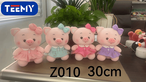 PELUCHE CHANCHO 30 CM, PRECIO PUBLICADO ES AL POR MAYOR Y DEBEN SER 3 UNIDADES DEL MISMO  (Z010)