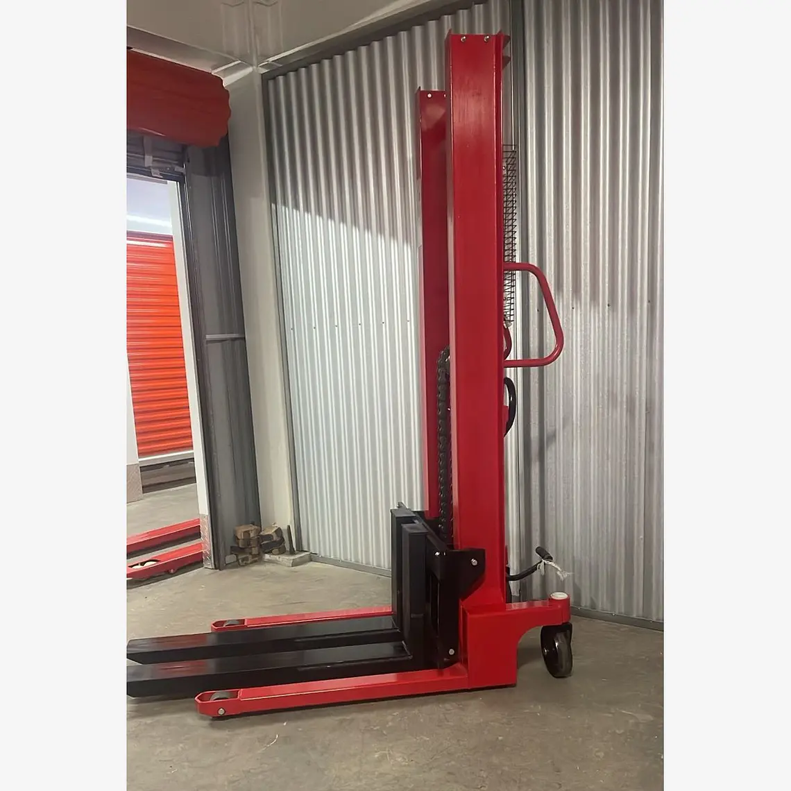 Apilador Manual Hidráulico 2T Altura 1.6M (Precio + IVA) 7