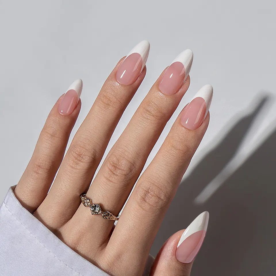 XCOATTIPS® French –Medium Almond White Tips 2