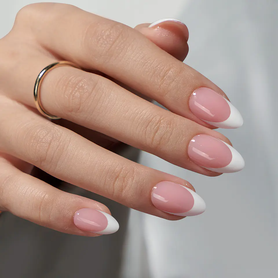XCOATTIPS® French - Short Almond White Tips 3