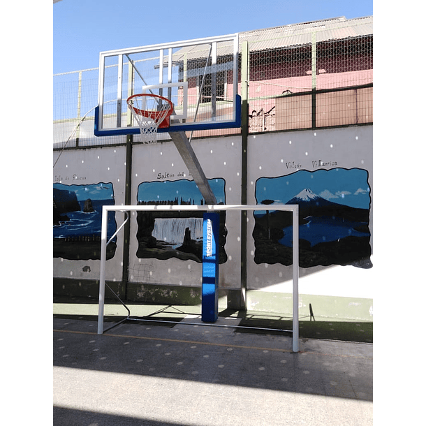 Poste fijo de básquetbol de plexiglas + Arco de baby fútbol - comuna de La Cisterna