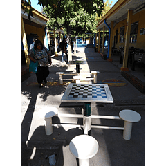 Mesa de ajedrez empotrada - comuna de Pirque