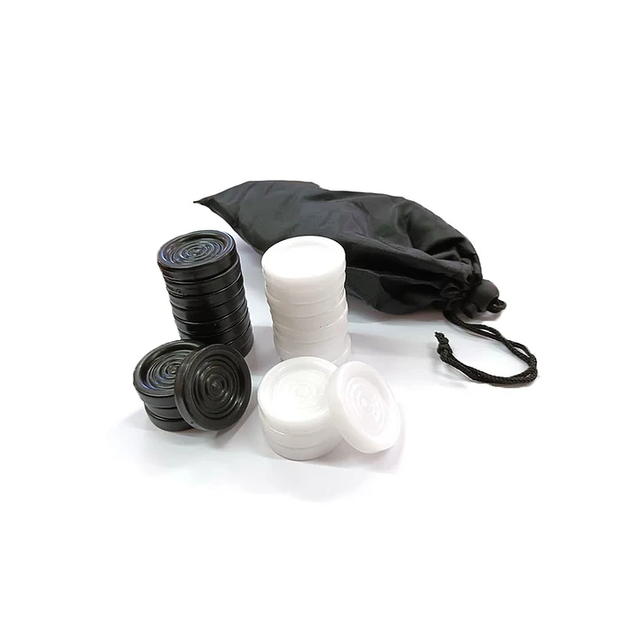 Set de damas y ajedrez (incluye tablero vinilo negro con piezas de damas y ajedrez y bolso) 3