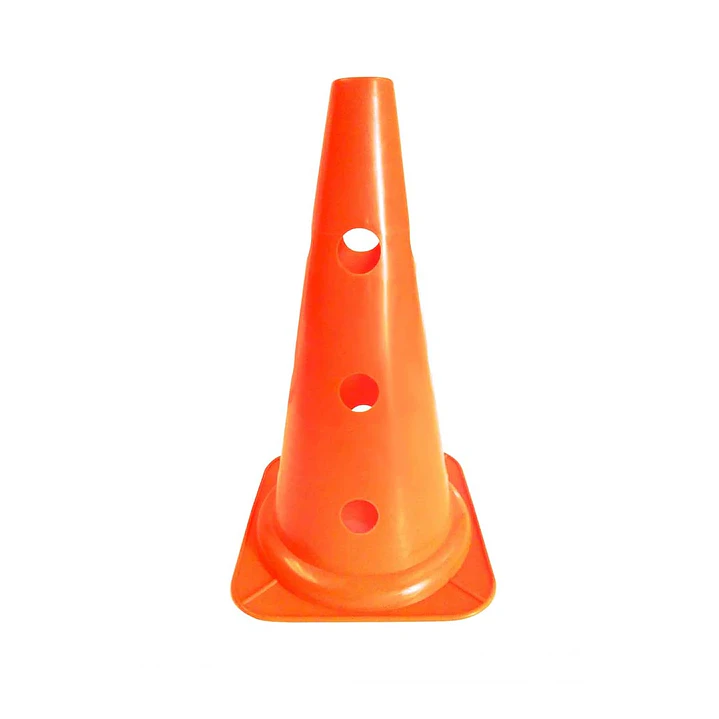 Cono perforado de entrenamiento 1