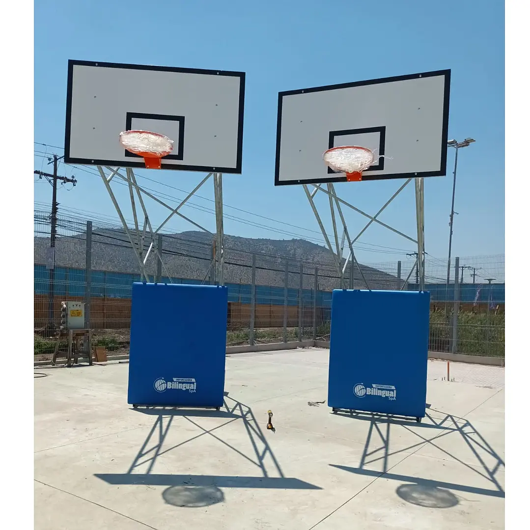 Tablero móvil básquetbol Olímpico con pads de protección  6