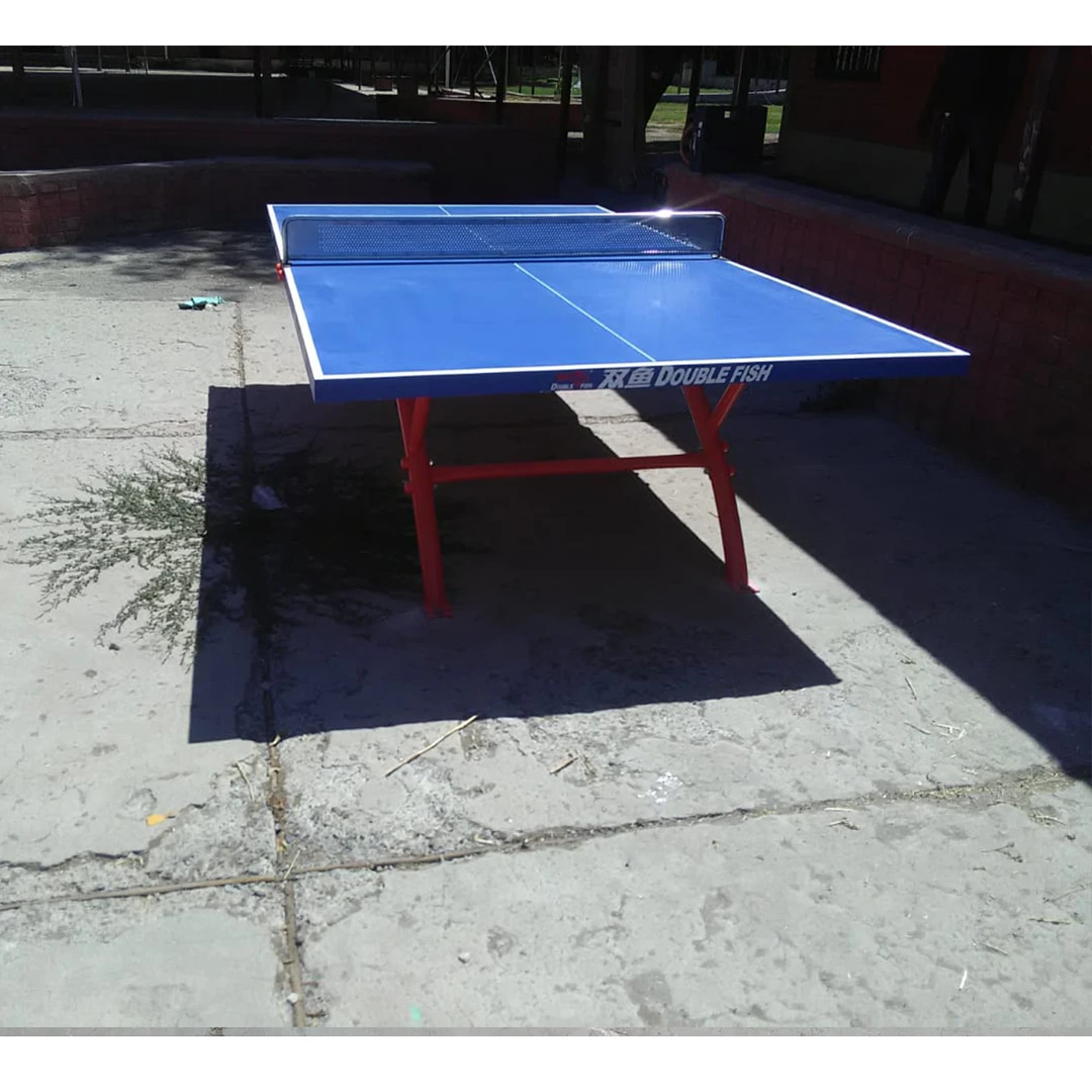Mesa de exterior empotrada