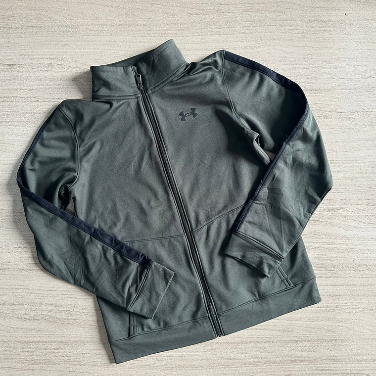 Fardo Buzos/Poleron Niño Segunda 4