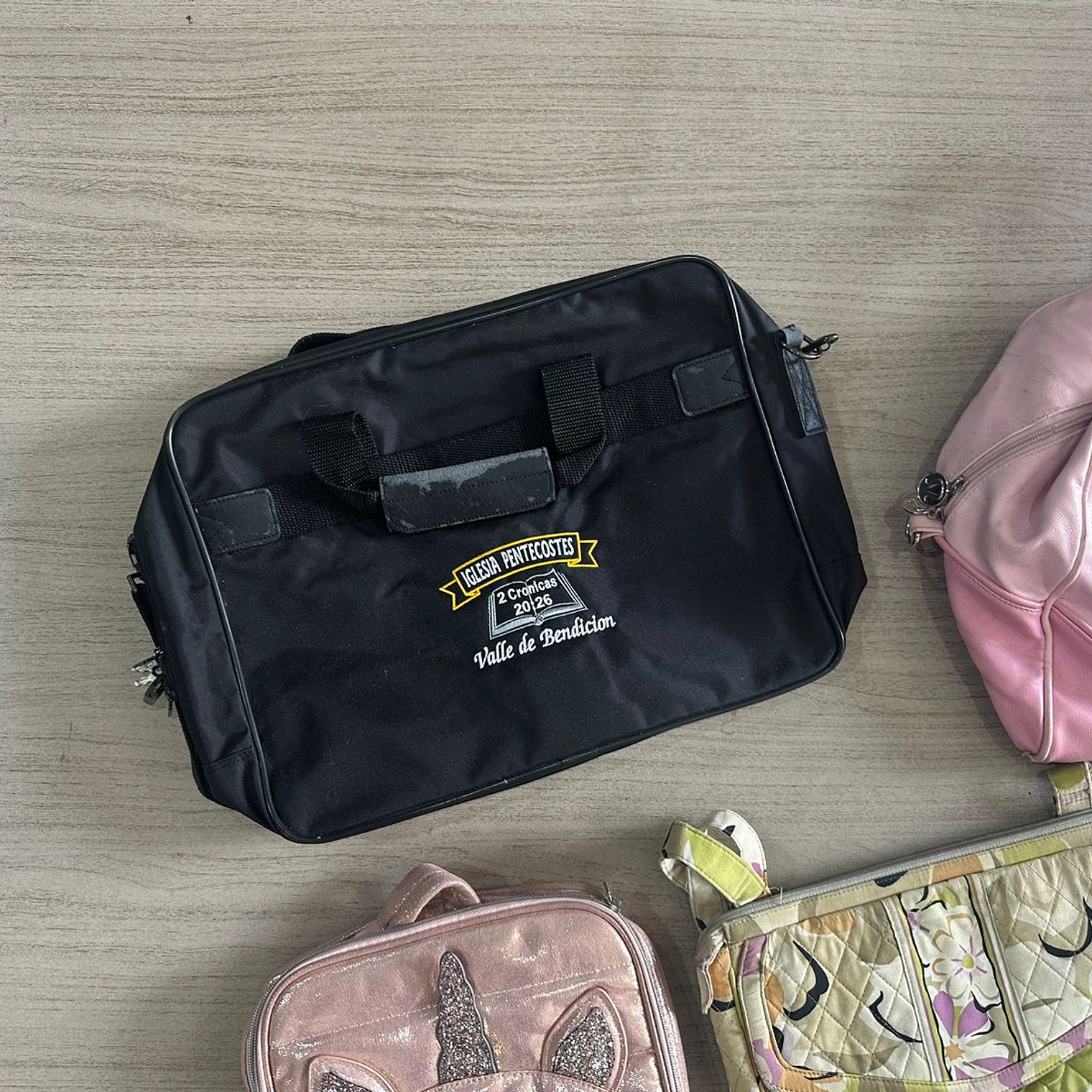 Fardo Bolsos y mochilas Tercera 4