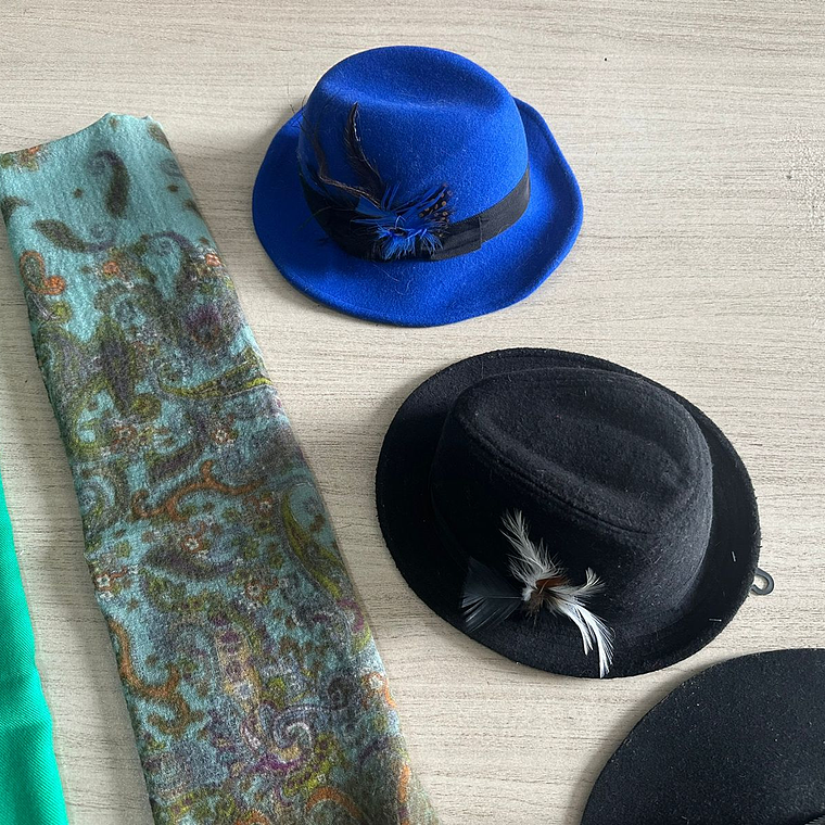 Fardo Gorros/Bufandas/Chales Primera 9