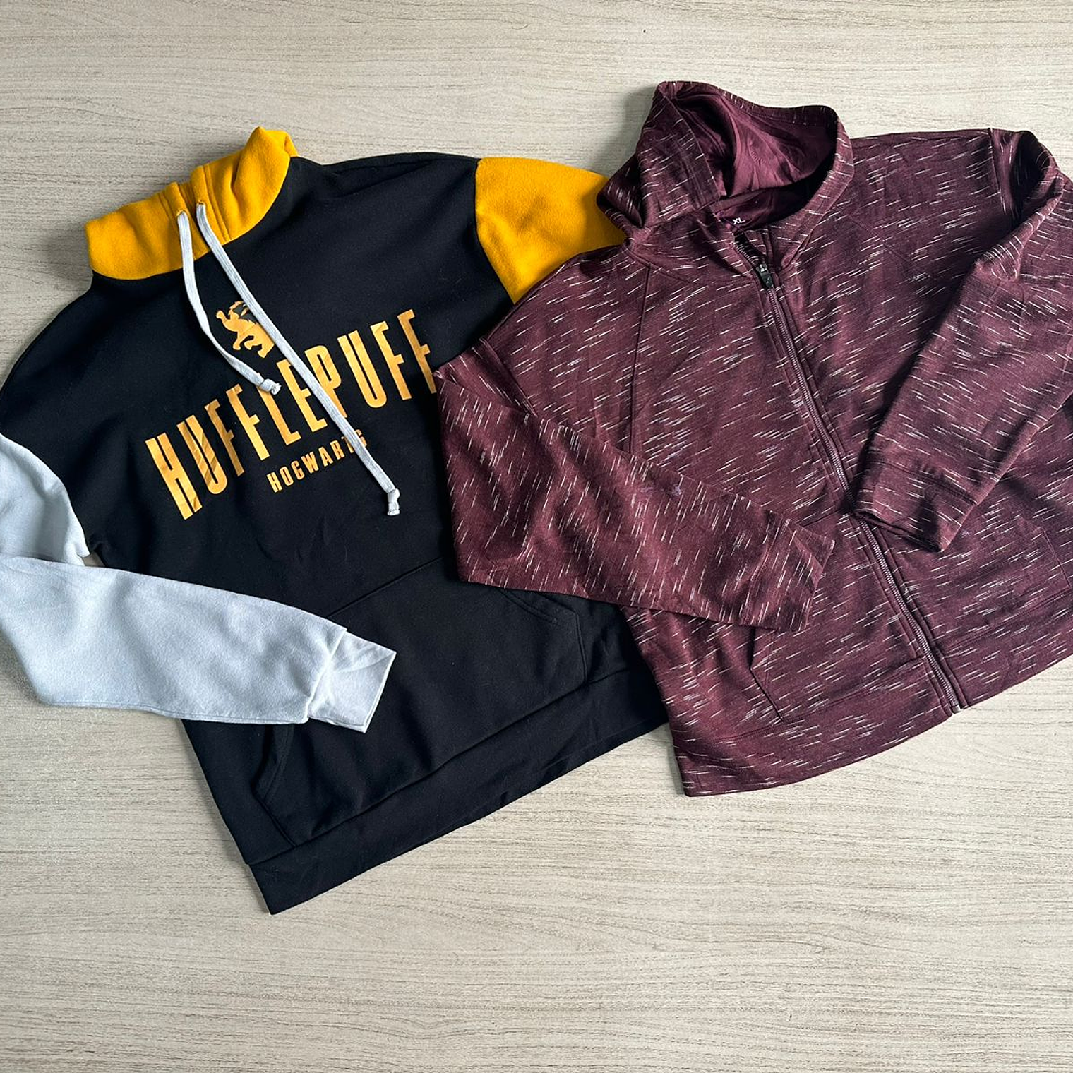 Fardo Polerones con Gorro Tercera 9