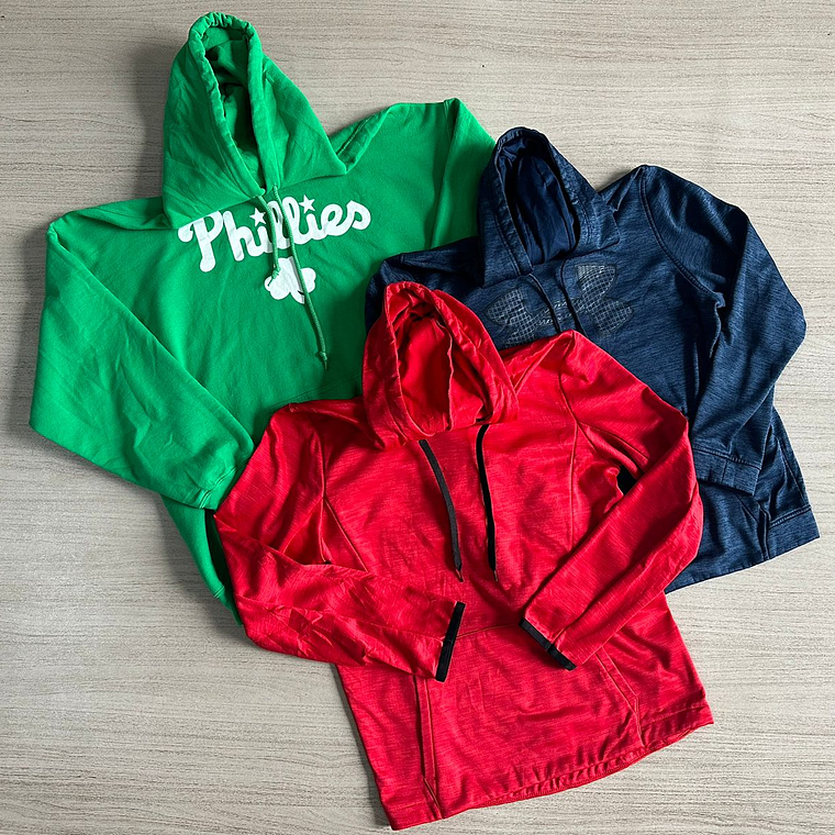 Fardo Polerones con Gorro Tercera 10