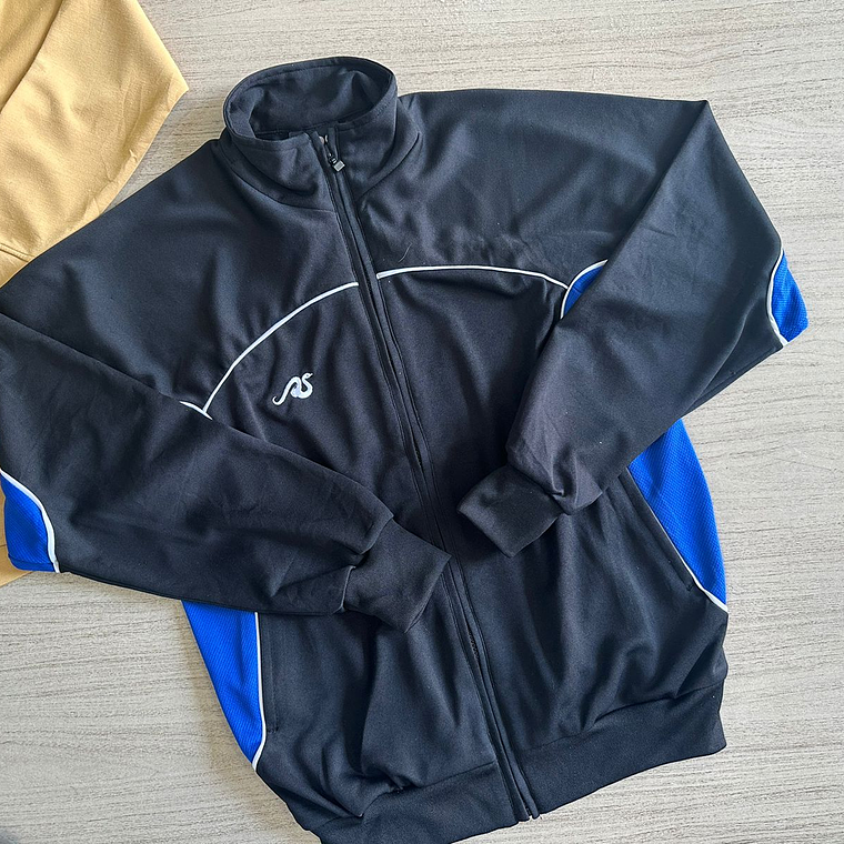 Fardo Poleron/Buzo Primera 6