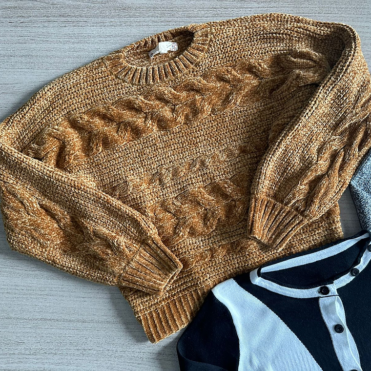 Fardo Sweater Lola Segunda 6