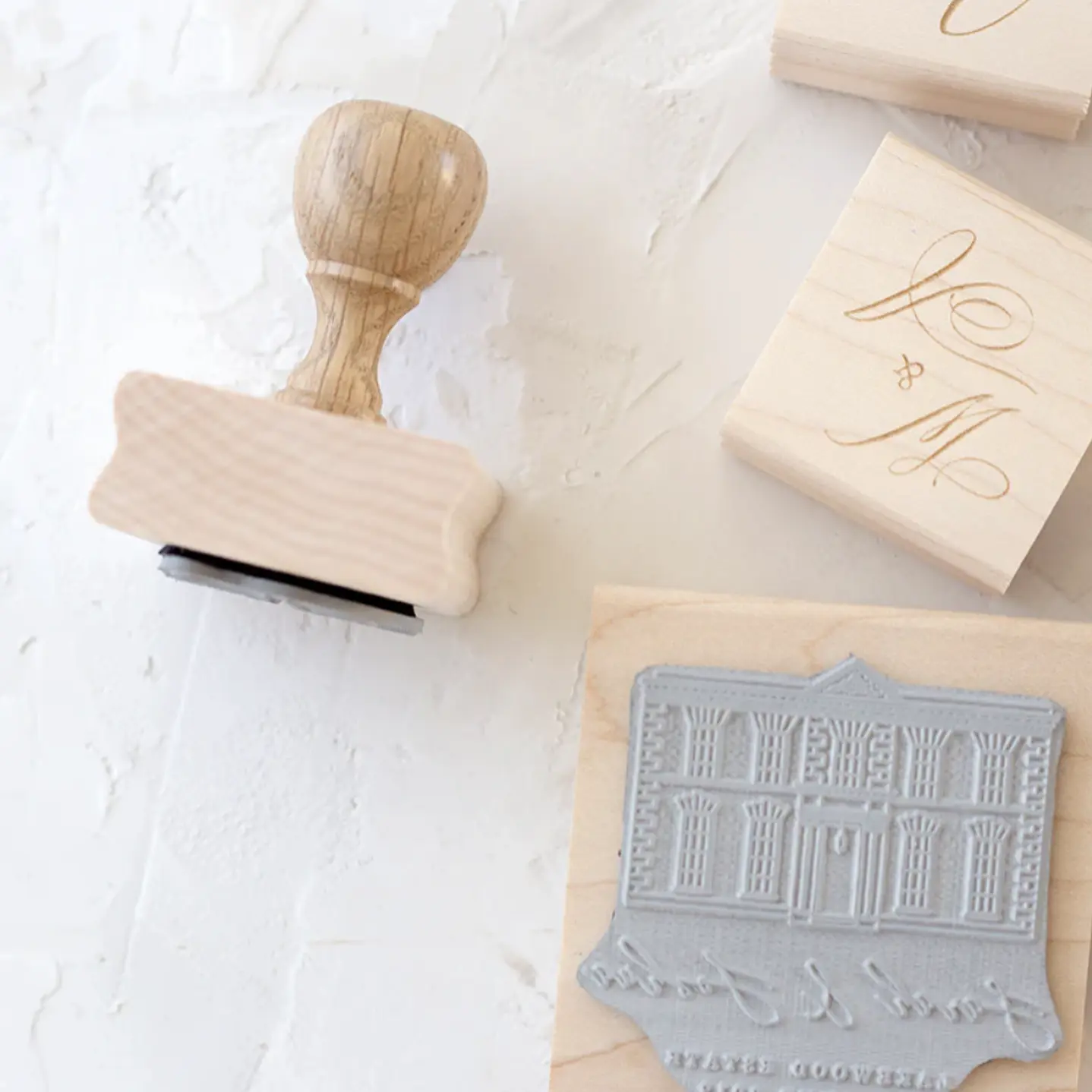 Timbre de Goma con base de madera 2