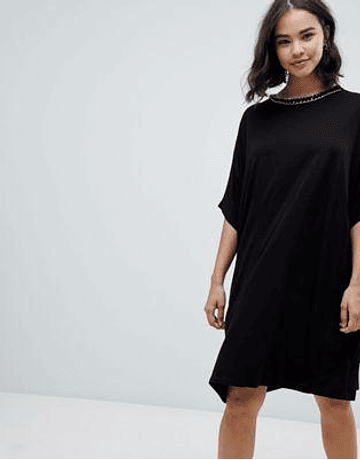 T-Shirt Dress With Batwing Sleeves and Chain Neck