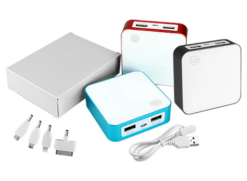 Cargador deluxe power bank 8400MAh 
