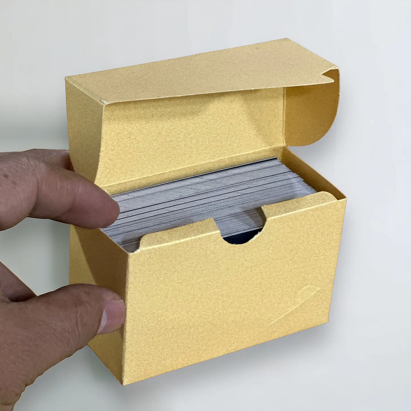 Caja para 100 tarjetas presentación 1
