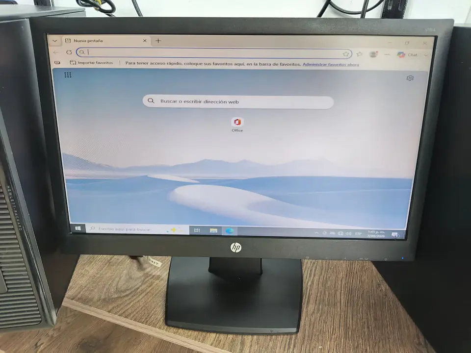 monitor hp 19 pulgadas,puerto vga, garantia 6 meses. 1
