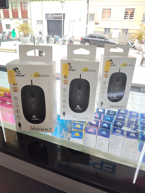 mouse alambrico yelendar