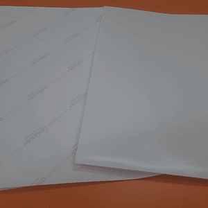 1 HOJA DE PAPEL ADHESIVO SATINADO TAMAÑO CARTA