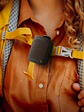 Altavoz portátil Creative MUVO Clip-on con Bluetooth® 5.4, resistente al agua, USB-C Negro 51MF8515AA000 - Miniatura 1