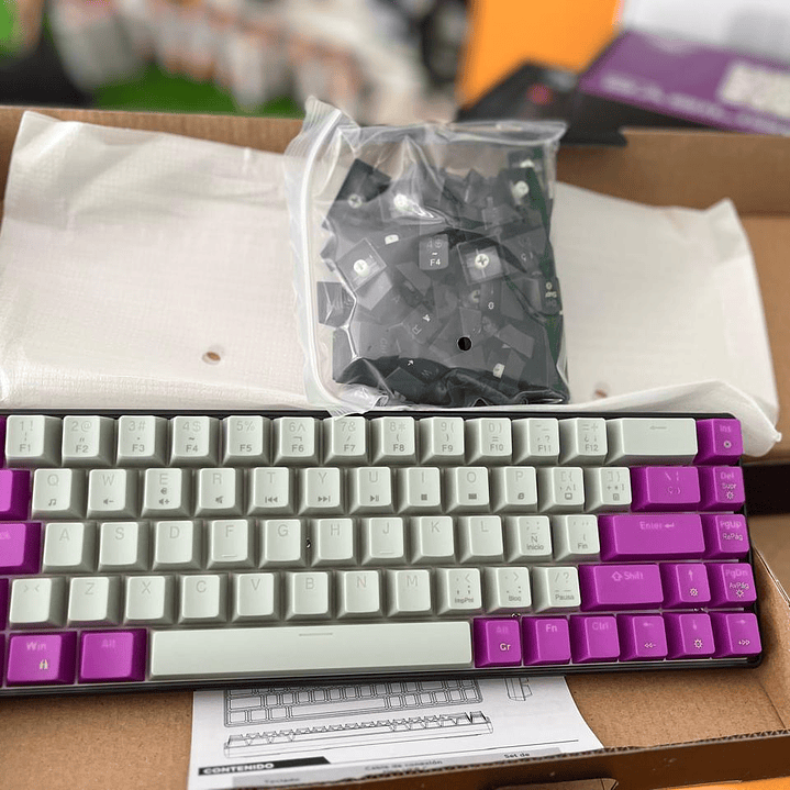 Teclado Mecánico Naceb 60% CON TECLAS INTERCAMBIABLES NA-0963G 2