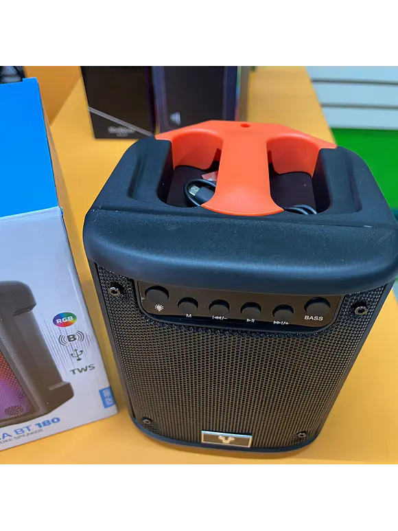 MINI BAFLE VORAGO KSP-180 NEGRO 3 PULGADAS 10WATTS RMS / RECARGABLE / TWS BT 4HRS CARGA USB TIPO C 3