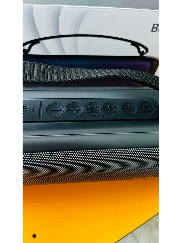 BOCINA VORAGO BSP-260 BLUETOOTH / USB / 3.5MM / LUZ RGB / TWS / 16W RMS CON HASTA 7 HRS AUTONOMIA 4