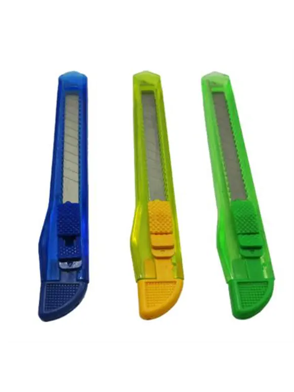 Cutter Plastico Ergonomico Nextep Chico Navaja 9mm 1