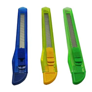 Cutter Plastico Ergonomico Nextep Chico Navaja 9mm