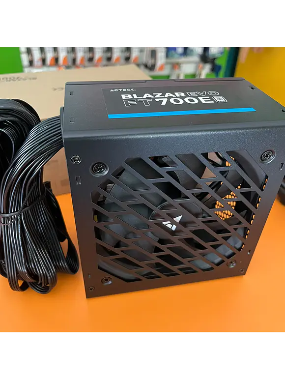 Fuente de Poder ACTECK Blazar Evo FT700E Advanced Series ATX 700W 1