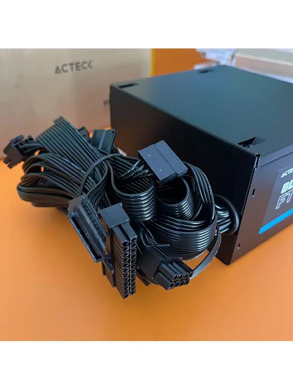 Fuente de Poder ACTECK Blazar Evo FT700E Advanced Series ATX 700W 2