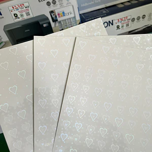 LAMINADO EN FRíO A4 HOLOGRAFICO CORAZONES HOJA