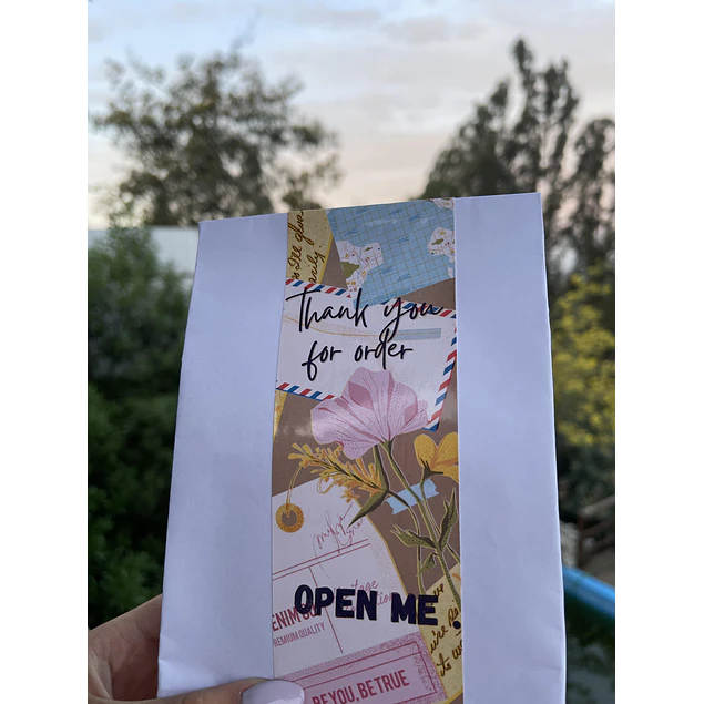 ÚLTIMAS UNIDADES!! Papel Adhesivo Fotografico Brillante Antioxido A4/ 135 g /50 Hojas