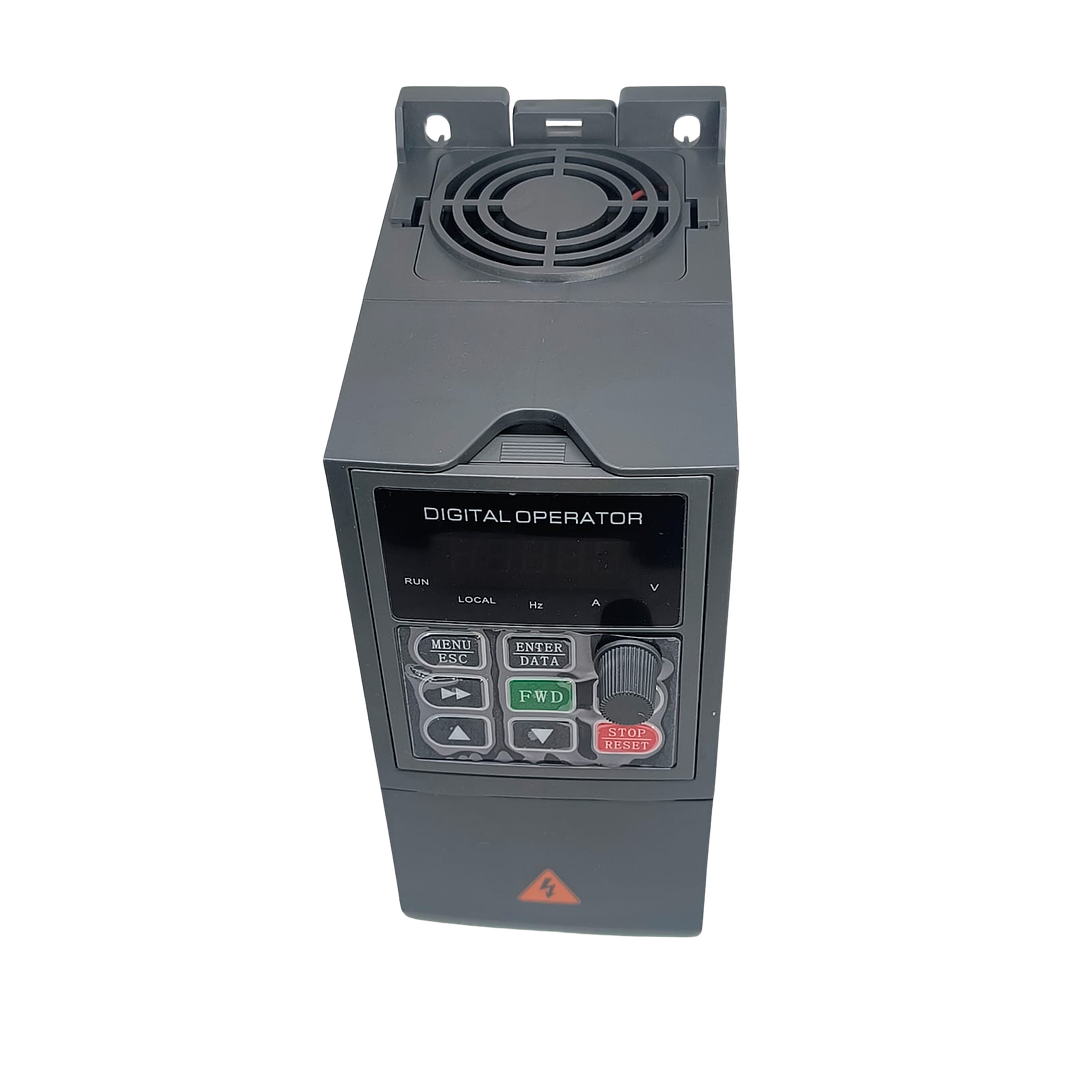 Inversor Solar  1500W Variador Frecuencia Para Bomba Trifásica 1.5KW (2 HP) 10