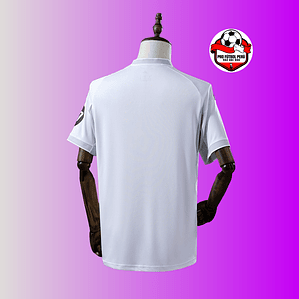Camiseta del Real Madrid local 25/26 versión fan