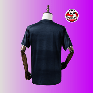 Camiseta del Real Madrid visitante 25/26 versión fan