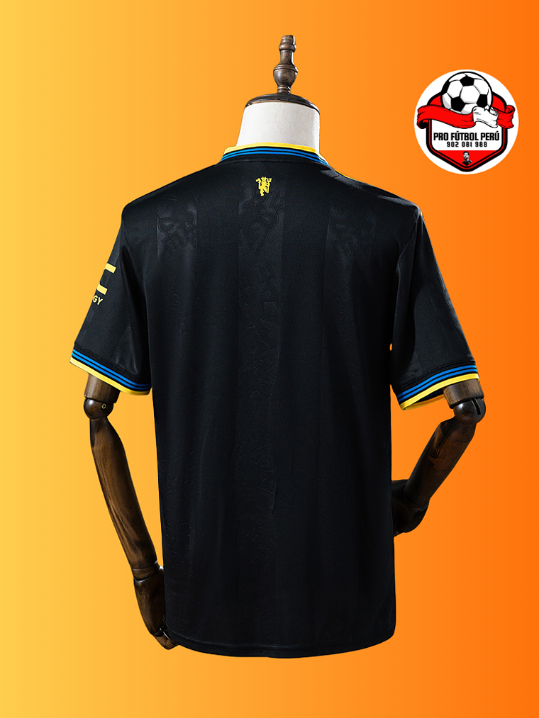 Camiseta del Manchester United 3° 25/26 versión fan 2